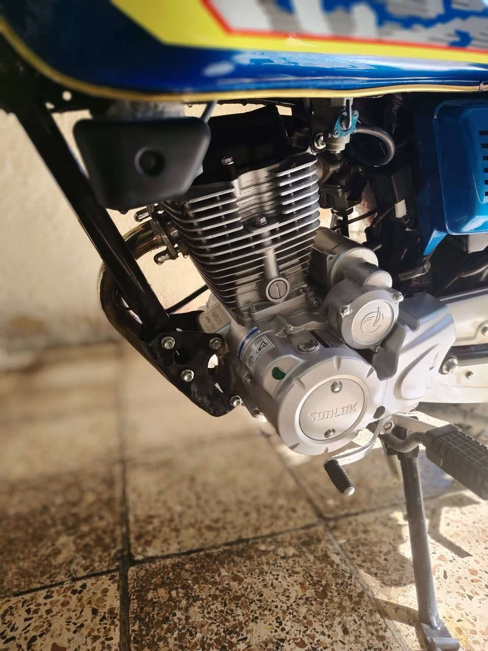 دراجه سونك 5 كير محرك 2000 بصمه عدد 2 سويج عدد 2
موديل 2024 صارلهه شهر نازله من الشركه اوراق ومنفيس كاملات *********** واتساب او مراسله الصفحه
