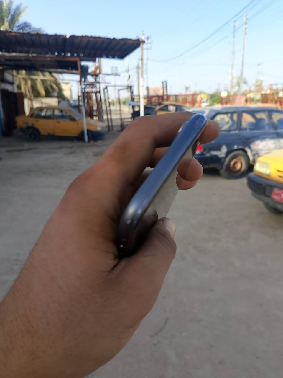 سلام عليكم ايفون 11امريكي ذاكره 128بطاريه 89 كلشي مامستبدل سعر 200مكاني كربلاء ***********
