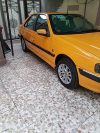 بيجو بارص مديل 18 بيها صبغ اصبعين من لچاملق واصبعين من لباب جهة السايق...