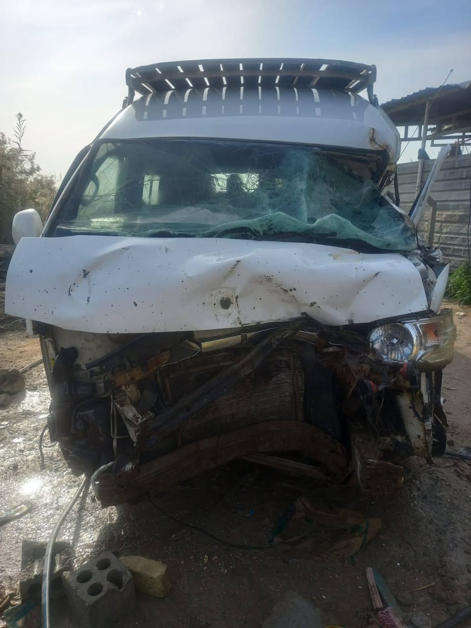 جنبي 2015 مضروبه للبيع***********
