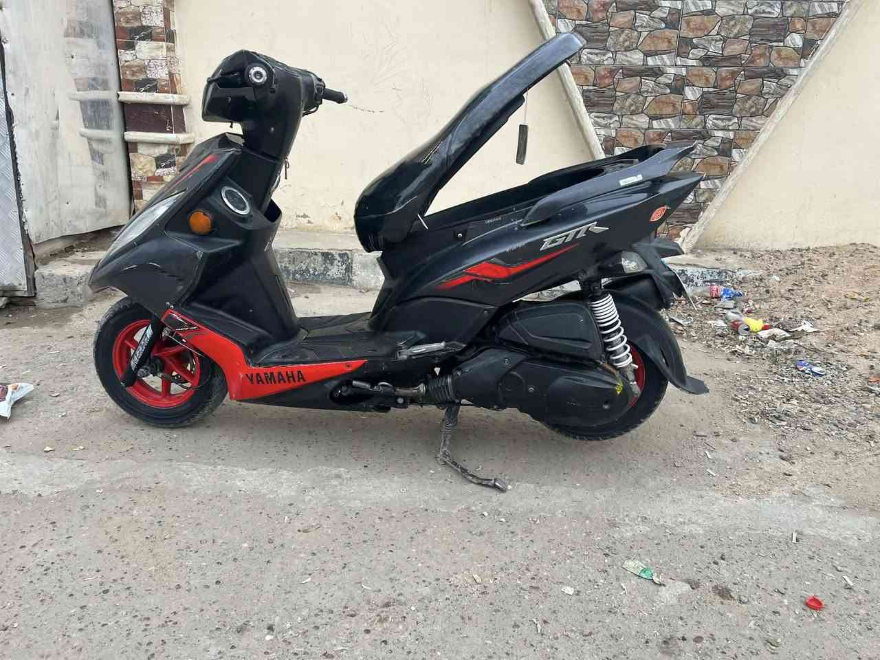 السلام عليكم دراجه جيتي ار مديل 14 دشبول 3 الوان كفاله عامه اوراق كامله  دراجه نازله رمبه قبل شهر بلاديه من الطول لطول برغي ما ناقصها كامله مكمله من كلشي السعر مليون مكاني بغداد البياع رقم *********** بي واتساب
