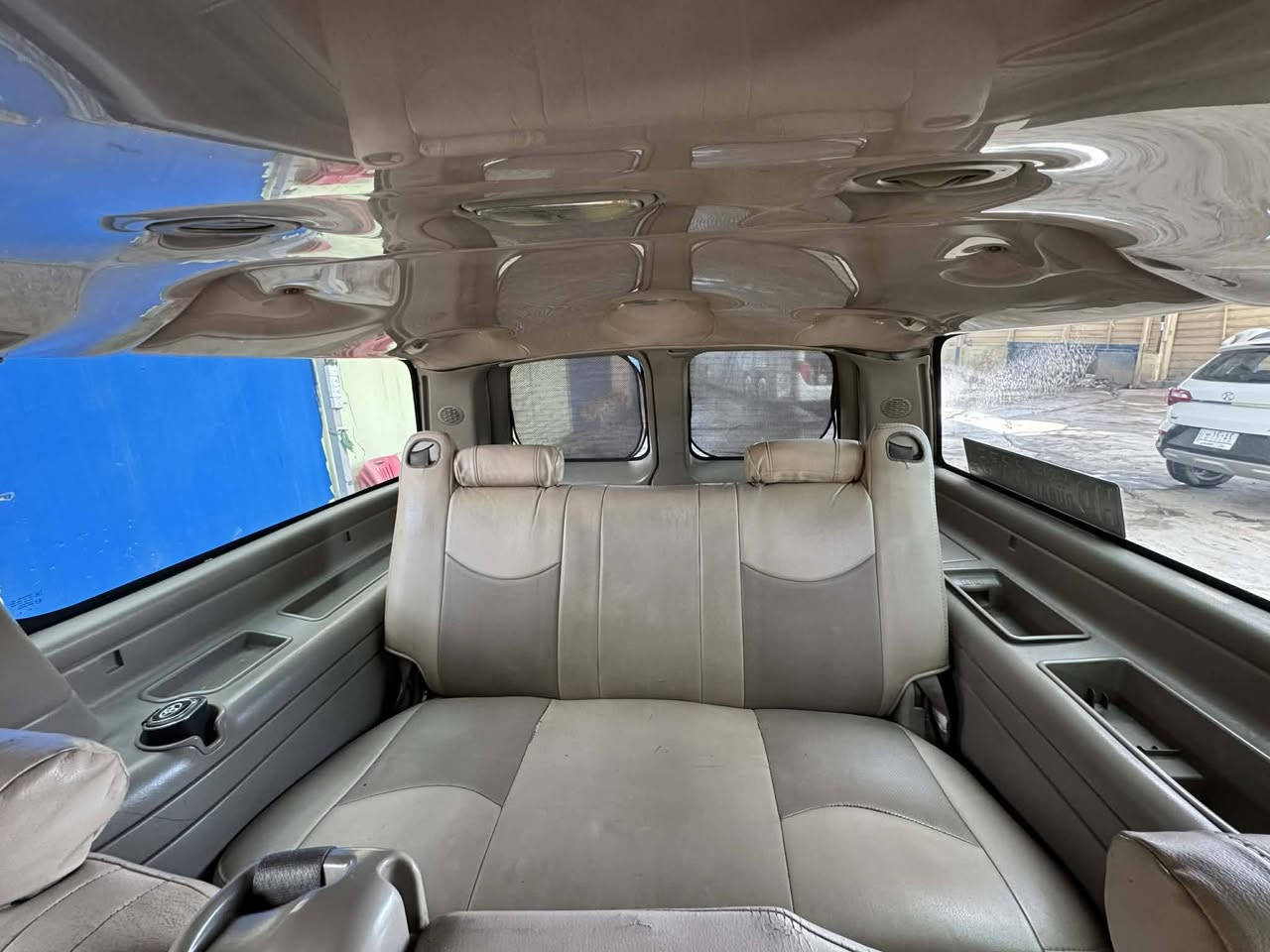 السلام عليكم للبيع بهبهان جمسي موديل 2004 رقم بغداد بسمي
مكينه كير حداديه تخم تاير كله جديد
منضومه تبريد كله جديده 3قطع تبريد
السياره اصل ابيض
غرفه جديده شاشه سماعات دمام
السياره جاهزه ما نقصه برغي
خطه حله بغداد 
مكان السياره حله شارع ٨٠
السعر 110$ وبيه مجال
للاتصال ***********
