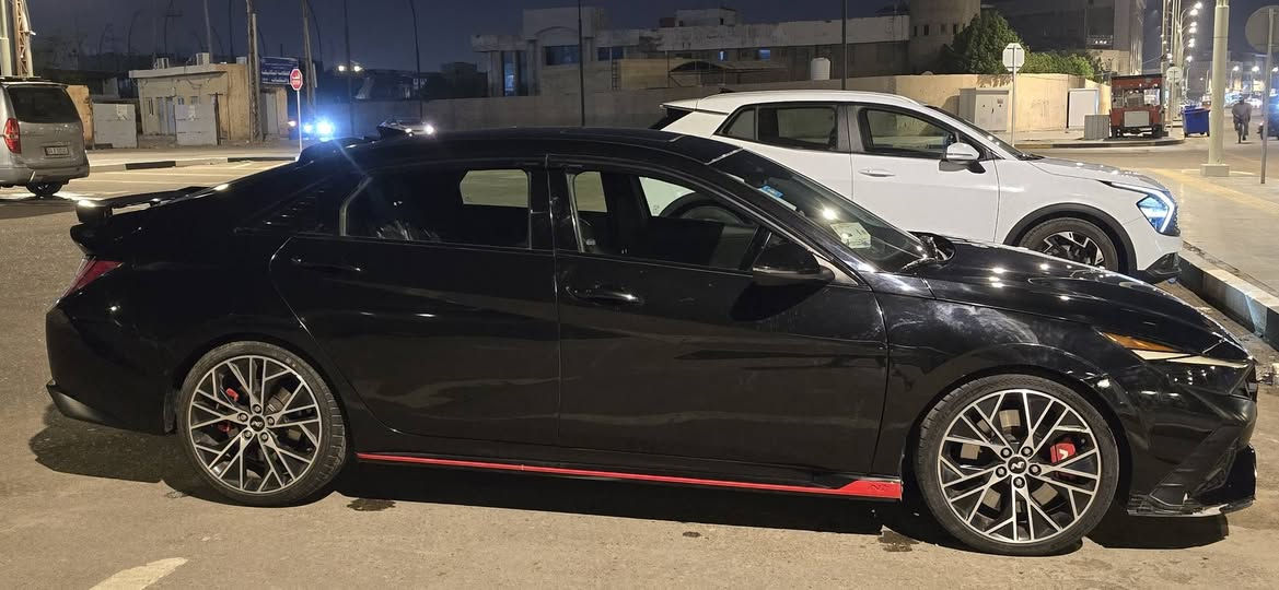 هونداي النترا N 2023 رياضي 
ماشيه 36 الف كيلو فقط قابل للزيادة
المحرك :2000 تيربو  

المواصفات:

_كير اوتماتيك 8 نمر دبل كلچ DCT 

_الكشن 
حضن 
علامة N
كنتارة وجلد N

_سلايد روف 

_انارة داخلية ٢٤ لون

_تحكم ستيرن نورمال وسبورت

_تحكم دبلات نورمال وسبورت

_ابواب بصمة

_بصمة تشغيل 

_شحن وايرلس

_شاشة متصلة

_كاميرا

_نظام صوت _𝐁𝐎𝐒𝐒

_اشارة ترحيب

_اشارة مرايا

_اوتو ستوب

_نقطة عمياء

_تحديد سرعة ومسار

_رادار امامي + خلفي + جانبي 

_حساسات جانبي + خلفي

_ انظمة 
𝐍𝐎𝐑𝐌𝐀𝐋 
𝐒𝐏𝐎𝐑𝐓
N
NGS

_ستيرن وكشنات هيتر

_صندوق ذكي

_لايتات ليد 4 عدسات زينون

_بگلايت ليد

وارد كندي حادثها جانبي بابين جهة عكس السايق وشوي من جاملق الامامي والخلفي بدون ايرباك بدون شاصي بدون لغود بجم كبس كير مكينة ما ملموس ماي راديتر والتايرات مال شركة بلاد من امريكا

مكان السياره البصرة
السعر : 185 وبي مجال للشراي

 

 السيارة رقم بصرة حرة باسمي 

للاستفسار : ***********
