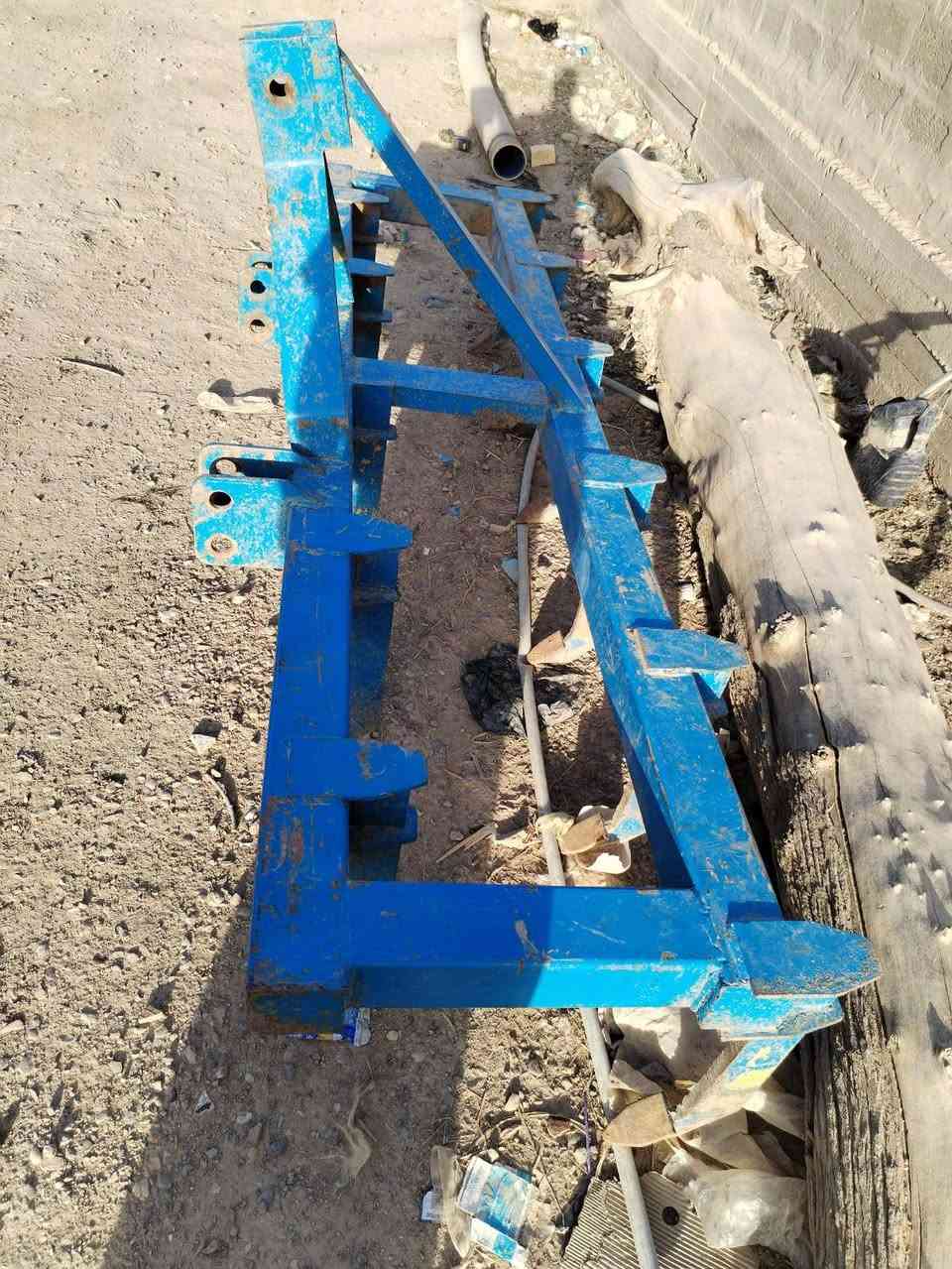 سلام عليكم خرماشه طول مترين ونص باذر وزن اربعميه للبيع جديدات كلش مامشتقلات قليل الستفسار ***********
