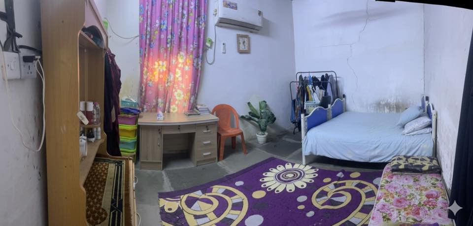 السلام عليكم
بيت تشجير مساحة 150مترع التبليط وكافة الخدمات ماء كهرباء إنترنيت اضافة إلى البيت يحتوي ع بئر ماء
سقف درجة اولى
يحتوي ع ثلاث غرف ومطبخ وصحيات اضافة إلى استقبال معزول 7*5م
وكراج كبير يسع سياره واحدة
السعر المطلوب 25 وقابل للتفاوض
العنوان الدورة ابو دشير شارع بيت جبارة
للتواصل واتساب فقط ‭0771 421 1287‬
