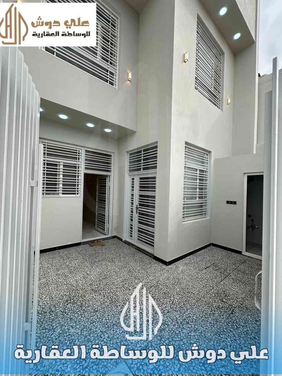 #جديد_علي_دوش_للوساطة_العقارية_وتنفيذ_الدور_الحديثة

#للبيع_دور_توأم_بناء_حديث_النجف_حي_المكرمة_بال_٩٠٠٠

#شارع_بعرض_١٢_متر_وفضلة_امام_الدور_مكان_راقي_جدا 
__________________________

#المساحة_الواحدة_للعقار_١٤٠_متر_طابقين_بواجهة_٧_م_

#والنزال_٢٠_متر_بالقرب_الى_متنزه_المكرمة_بداية_الحي_
———————————————————

✔️يحتوي_الطابق_الاول_على:

✔️الغرفة - على واجهة- العقار يعني ٧ واسعة جدا 

✔️الصالة - باب دفترية مطلة للأستقبال 

✔️الاستقبال - 

✔️المطبخ - حار- بارد - 

✔️الصحيات - غربي - شرقي - الشاور 

✔️المنور- وأنابيب الخلطات الخاصة للغسالة - فول اتماتيك 

✔️الطارمة - الخارجية - والصحيات - الخطار 
💫💫💫💫💫💫💫💫💫💫💫💫💫💫💫💫💫

✔️يحتوي الطابق الثاني على : 

✔️عدد الغرف (٣) ثلاثة 

✔️الصالة - 

✔️الصحيات - 

✔️مكان الطاقة الشمسية - 
💫💫💫💫💫💫💫💫💫💫💫💫💫💫💫💫💫

✔️واخيراً السطح - 

💫💫💫💫💫💫💫💫💫💫💫💫💫💫💫💫

🎖️الدار مجهز بالستائر 

🎖️الماطور - مي - 

🎖️تانكيات- عدد اثنان - 

🎖️مراوح - بالكامل - 

🎖️مغاسل - 

🎖️ابواب - الصحيات - الالمنيوم 

🎖️صبغ الابواب للغرف على ذوق الزبون - 😍

💫💫💫💫💫💫💫💫💫💫💫💫💫💫💫💫💫

🪐الكهرباء للدور بوري - 

🪐الخلطات - للصحيات تركي ضمان - 

🪐الإنارة بروفايل - 

🪐بورسلين لوح - المطبخ - 

🪐خلطات - غسالة الصحون - 

🪐شتايكر الطفيلي - 
💫💫💫💫💫💫💫💫💫💫💫💫💫💫💫💫💫

☎️للأستفسار يرجى الاتصال على الأرقام التالية ☎️

☎️***********☎️***********☎️

🪐أو مراجعة المكتب الكائن - النجف - سايدين جامعة سلام 

🪐مجاور شركة الحافظ ومجموعة المنتظر - 

#علي_دوش_للوساطة_العقارية_

#مشاهدات
#متابعين
#تابعونا
#عقارات
#عقاراتي
#اكسبلور
#ترند
#عقارات
#كربلاء
#نجف
#النجف
