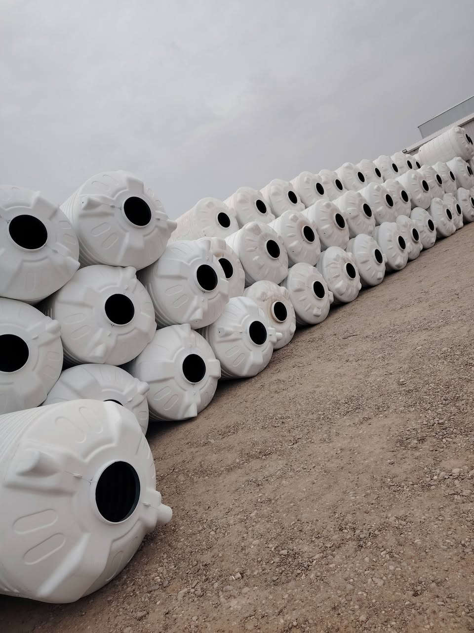 تانكي جديد ١٠٠٠ لتر ضمان خمسه سنوات استبدال وليسه صيانة سعر ٧٠ الف تانكي جديد ٢٠٠٠ لتر ضمان خمسه سنوات استبدال وليسه صيانة سعر ١٢٥ الف برميل نفط ٢٢٠ لتر سعر ٢٠ الف برميل ٢٧٠ لتر سعر لواحد ٢٥ الف العنوان الفلوجة حي المعلمين قرب جامع سعد *********** ***********
