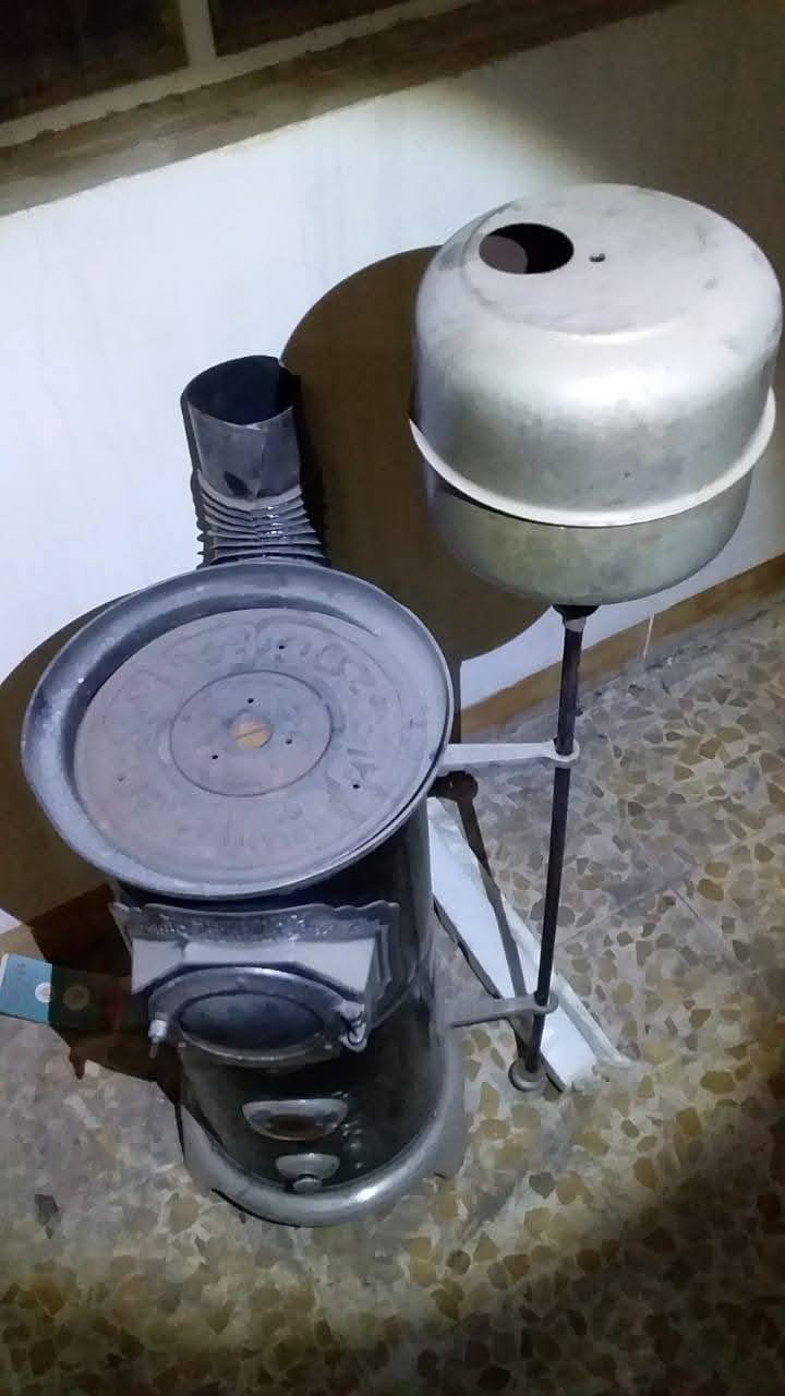 للبيع صوبه سوريه نوع (كوكب الشرق) الاصليه الباب الاول اخو الجديد السعر 50 و بيها مجال للاستفسار على الرقم ***********  حي الميثاق
