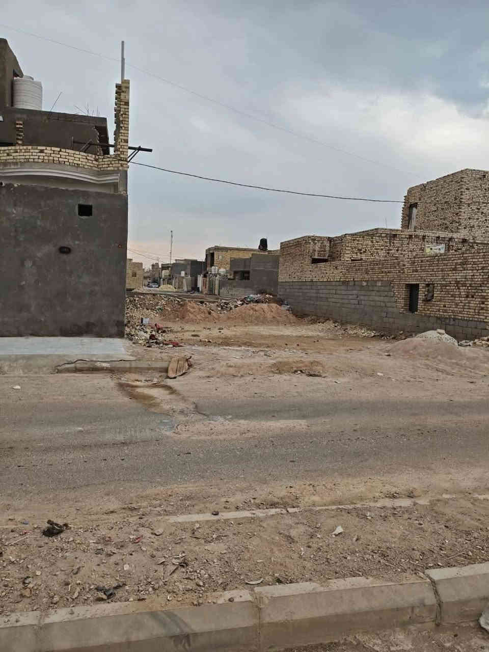 قطعه ارض ٢٠٠م حي الغدير مقابل سياج مستشفى اللبناني شارع عام ٥٠م تجاري
***********
