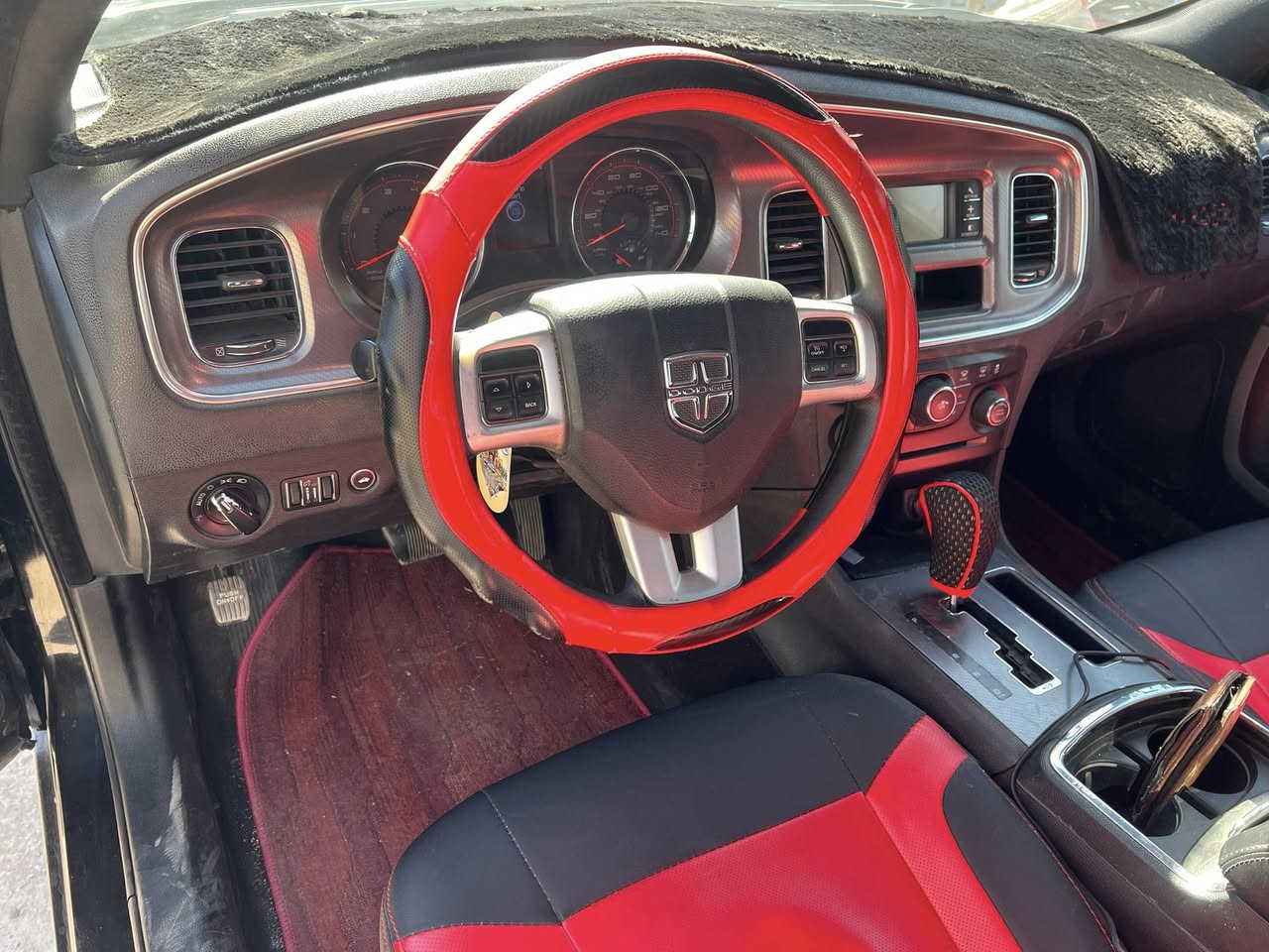 جارجر
جارجر وارد امريكي موديل 2014
بية قطعة وحدةمبدلة نفس لون
مرقم بغداد بسمي تحويل مباشر
سعرة 135وبية مجال حك جيتك 
مكاني بغداد جسر ديالى جديد 
رقمي***********
