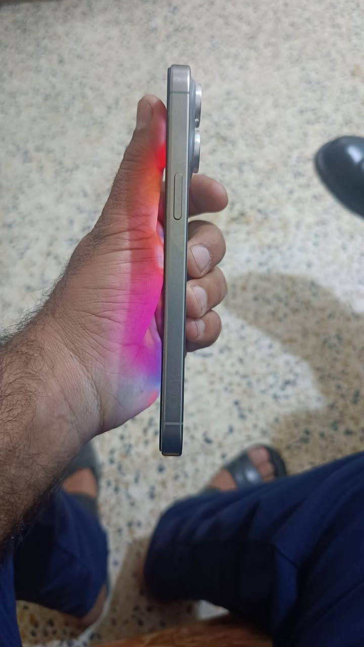 ايفون 15, ابرو ماكس جديد لك 
ما مفتوح  جهاز جدن نضيف/***********
