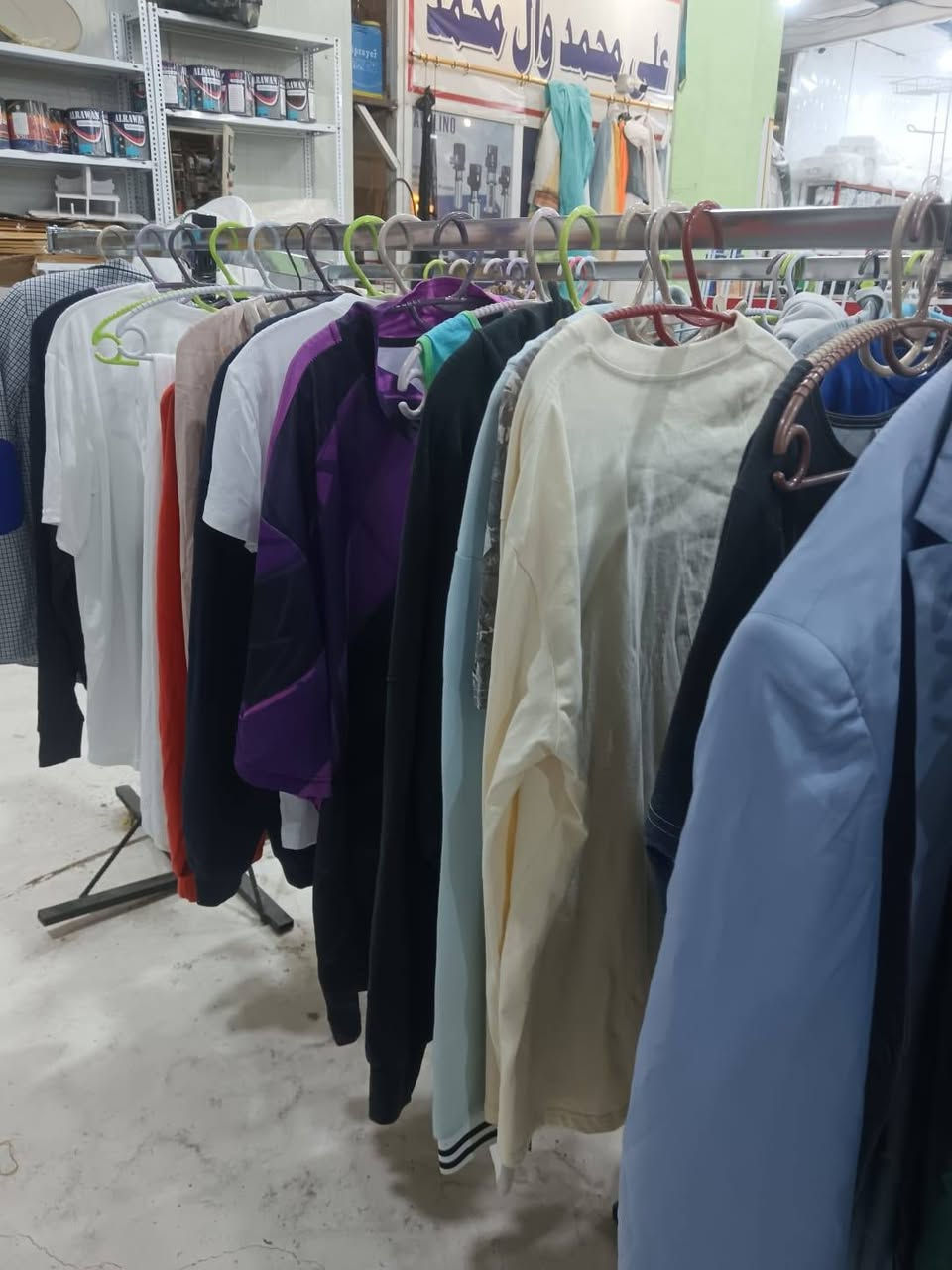 🔴ملابس وزن رجالية نسائية واطفال وفساتين 
سعر الكيلو 3 الف شلعة


**إذا كنت صاحب هذا الإعلان وتريد حذفه لأي سبب، رجاءا أرسل رسالة إلى الدعم الفني**