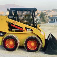 شوفل بوبكات • كاتربيلر • حجم ٢١٦