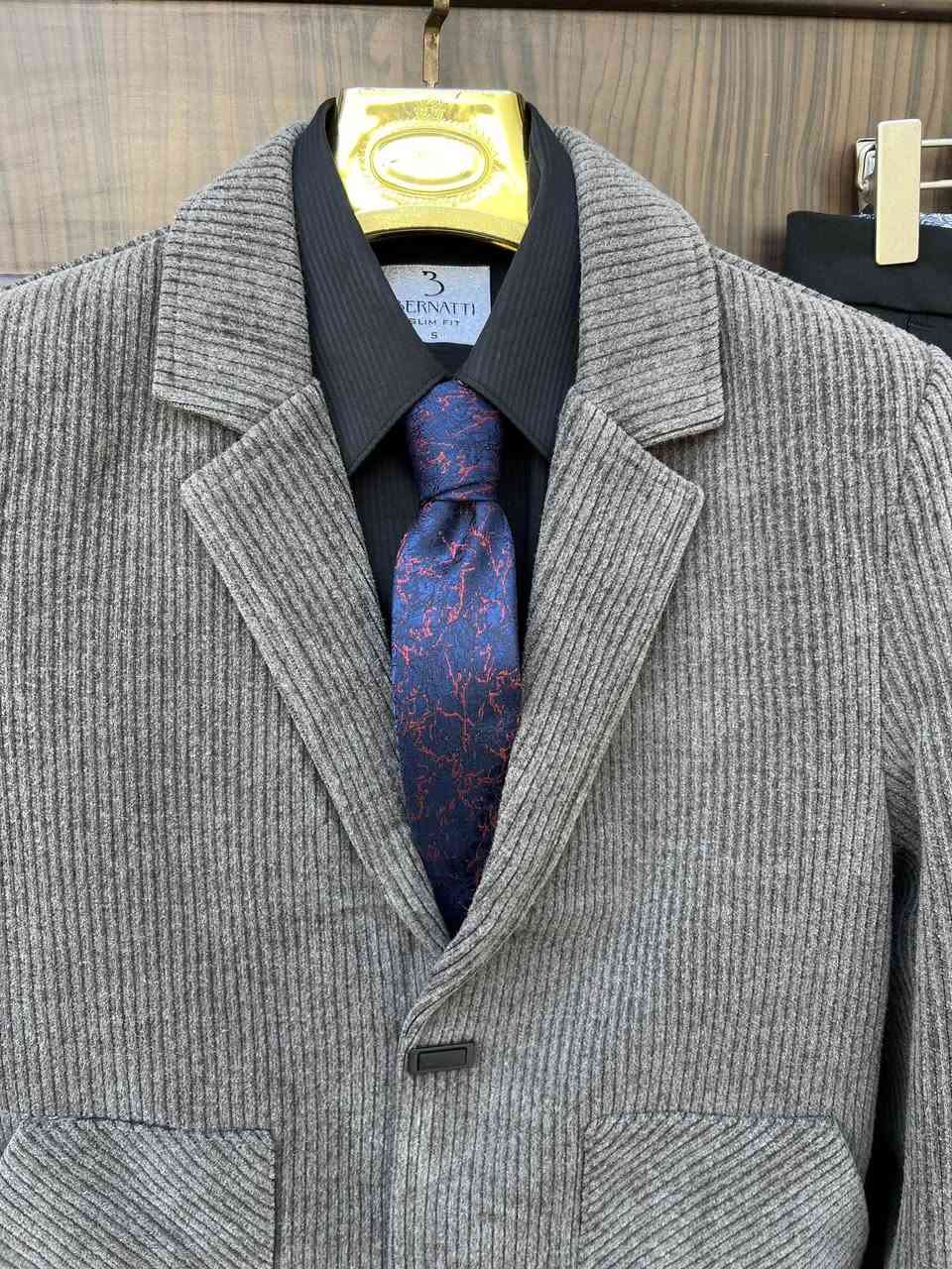 اناقه بسيطه 🍁

كوت رجالي خامه چوخ
قياسات M-L-xl-xxl-3xl

بنطرون قماش قياسات 30-31-32-33-34-36-38-40-42-
حذاء 40-41-42-43-44-45

العنوان ديالى بعقوبه ركة حاج سهيل 
☎️***********☎️

#كوت #قمصله #رجالي #كوتات #كوتات #العراق #اناقه #بعقربه
