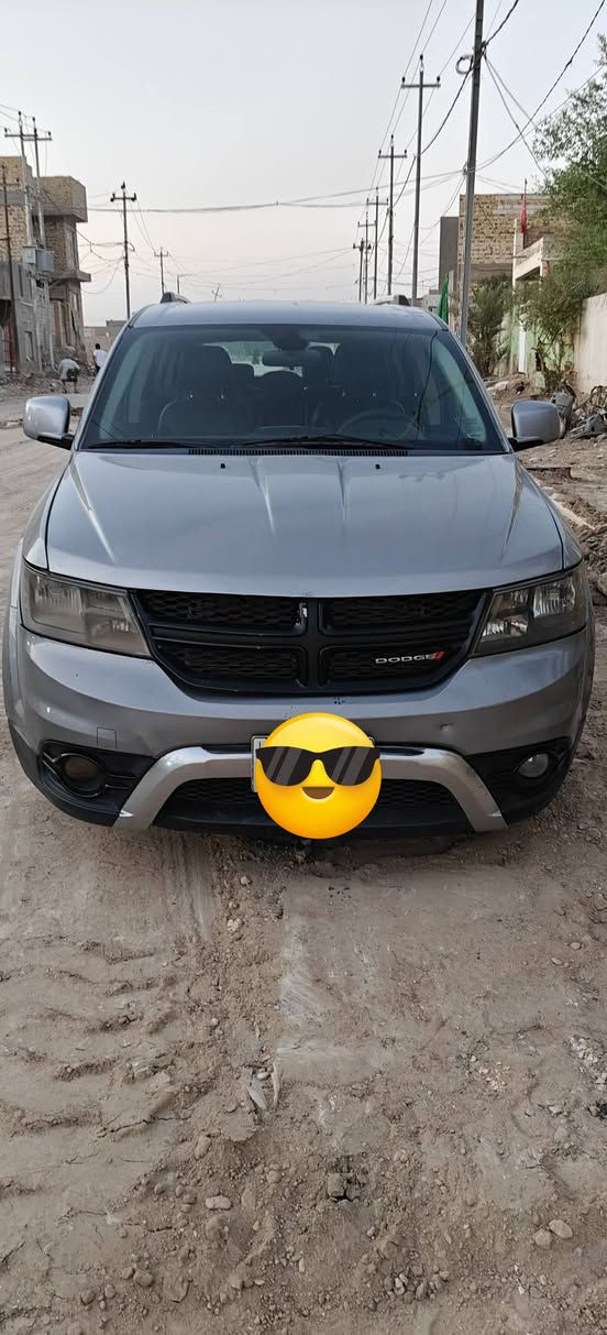 دوج جورني سته سلندر رقم بغداد باسمي كروس رود فول مواصفات صور الحادث مرفقة مع صور السيارة سعرها 140 مكان السيارة الديوانية رقم موبايل
***********
***********
