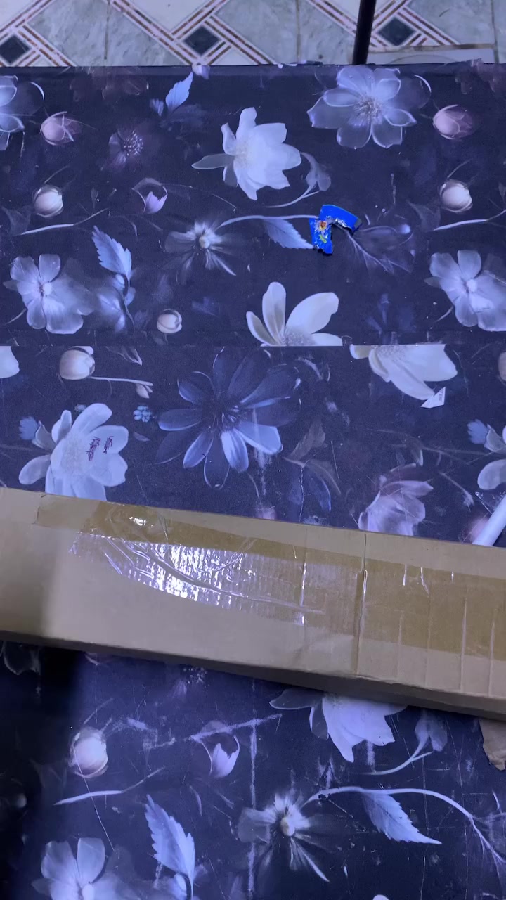 سلام عليكم 

 أقطاب مشي لمسافات طويلة (Trekking Poles) قابلة للطي. 
النوع: أقطاب رحلات قابلة للطي (Folding/Collapsible Poles).
المميزات: مقبض مريح، هيكل خفيف الوزن.
الاستخدام: توفر الثبات والدعم أثناء المشي، خاصة في التضاريس الوعرة.
الملحقات: تأتي مع حقيبة شبكية للتخزين والنقل.
اعلى سعر ابيع توصيل جميع الامحافظات


**إذا كنت صاحب هذا الإعلان وتريد حذفه لأي سبب، رجاءا أرسل رسالة إلى الدعم الفني**