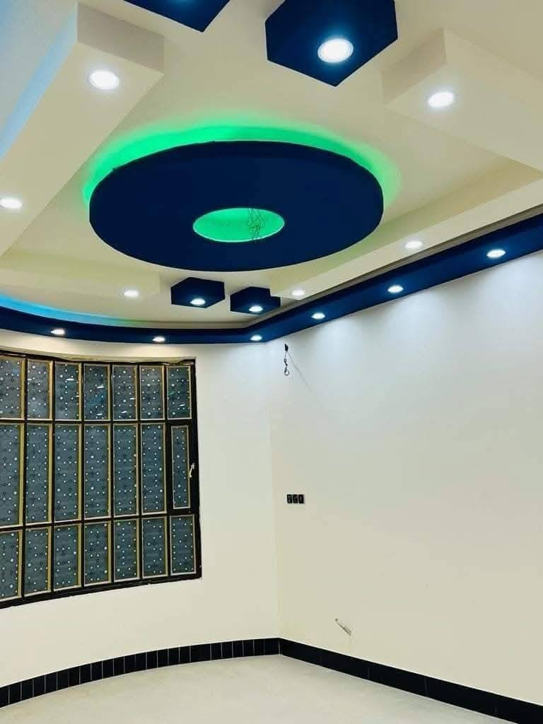 #اعـــــلان(152).

- بيت طابقين للبيع.
- الموقع ياسين خريبط.
- الزون الثالث. 
- بناء سنة 2023.
- عرض الشارع 10 م.
- المساحة 200 متر.
- الواجهة 10متر.

- يحتوي البيت على. 

- 6 غرفة منام. 
- صالة استقبال. 
- مطبخ صحيات. 
- كراج.

#شركة_دينار_العقارية.
ـــــــــــــــــــــــــــــــــــــــ
*********** 
*********** 

#عنوان_الشركة:- البصرة. الجنينة. حي الأندلس.. قرب اسواق بانـــــــــــــــدأ. 

#نستقبل_كافة_عروضكم_ما_عليكم_الا إرسال تفاصيل عقاركم على خدمة الواتساب(***********) .
