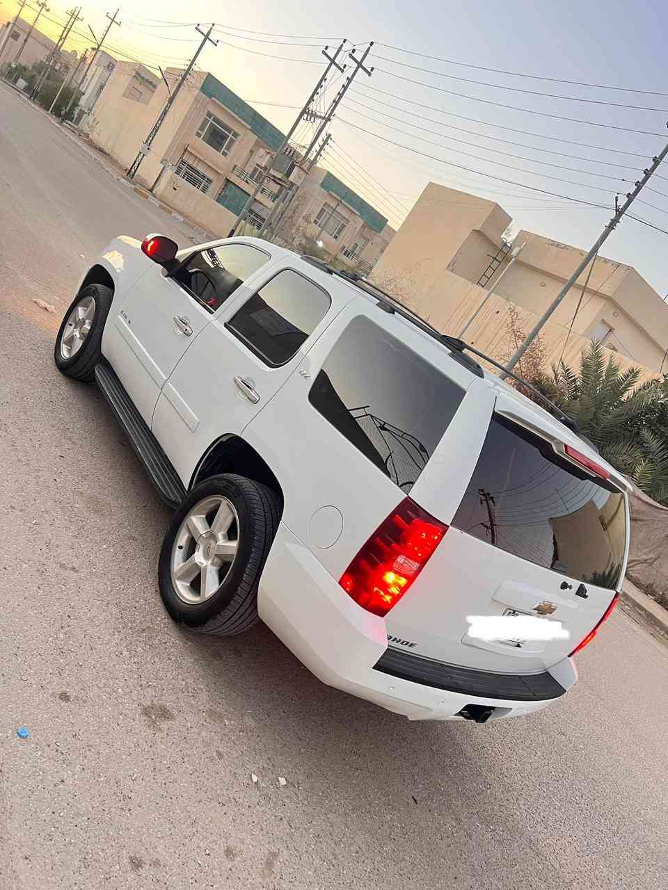 تاهو مديل 8 خليجية بدون رقم بيه حجز كتروني مكفوله من الضربه والتبديل والكص صبق قليل بدون ضرر مكفوله من الانتربول السعر 95 لبيع بدون مراوس سياره جاهزه بدون نقص /هاتف ***********
