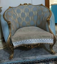 قنفات تركي • ١٠ مقاعد • تاج ذهبي