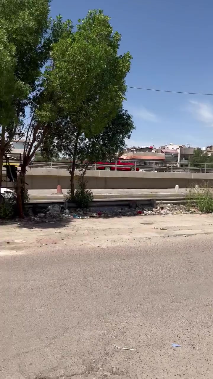 يالله سلام عليكم بيت اعكاده للبيع
المساحة 75 متر الواجهة 4اله ربع النزال 20
ويمتاز بموقع جميل جدا كدام البيت مساحة مفتوحة 
موقع البيت حي القاهرة قرب جامع النداء
للتواصل ***********￼
@إشارة
