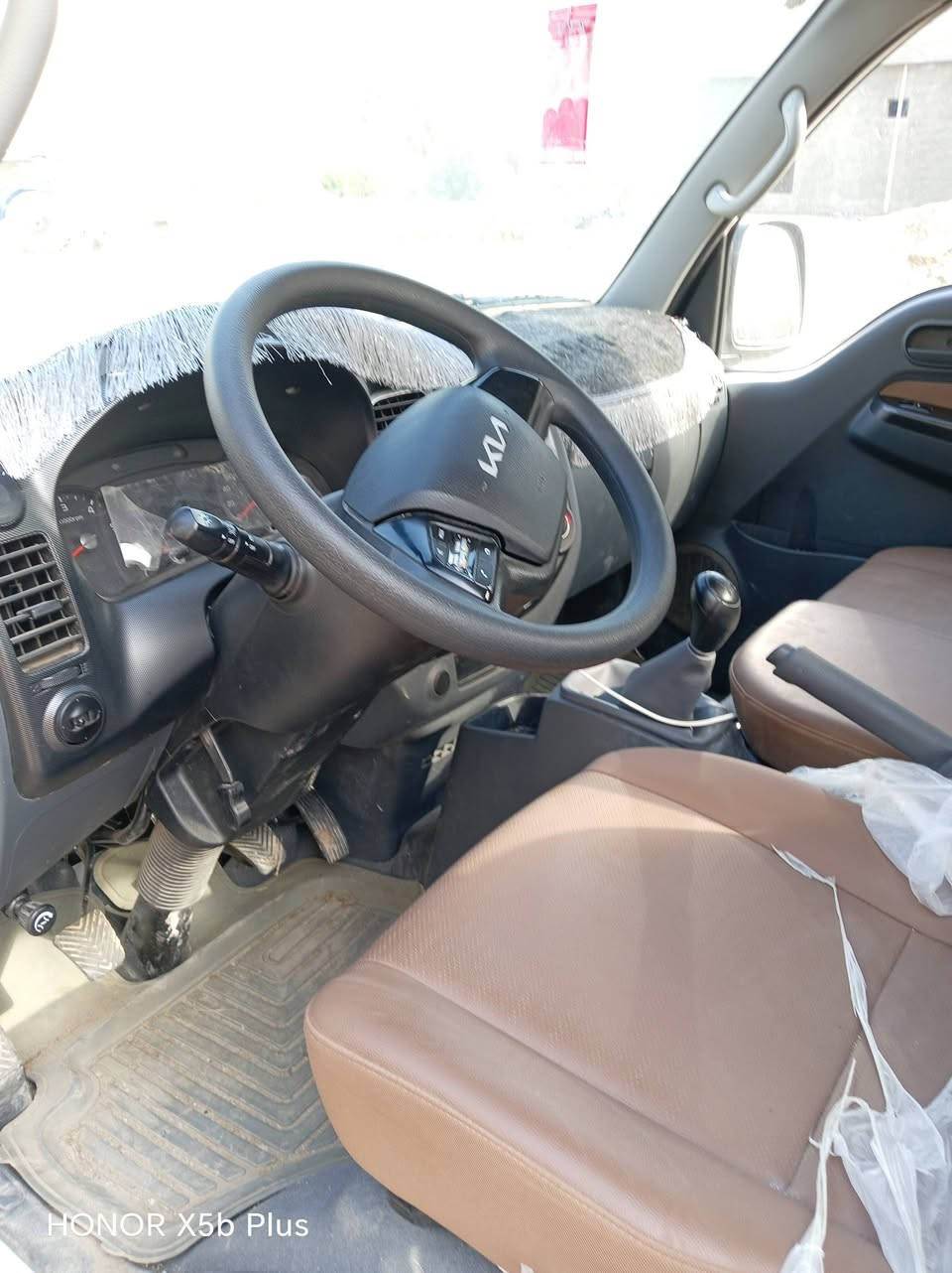 كيا 2025 مقفوله كفاله عامه ارقام طالعه تحويل باسمك ثاني يوم القائمه بالتاجيات سعر  سعر 167 وبيها مجال ***********  ***********
