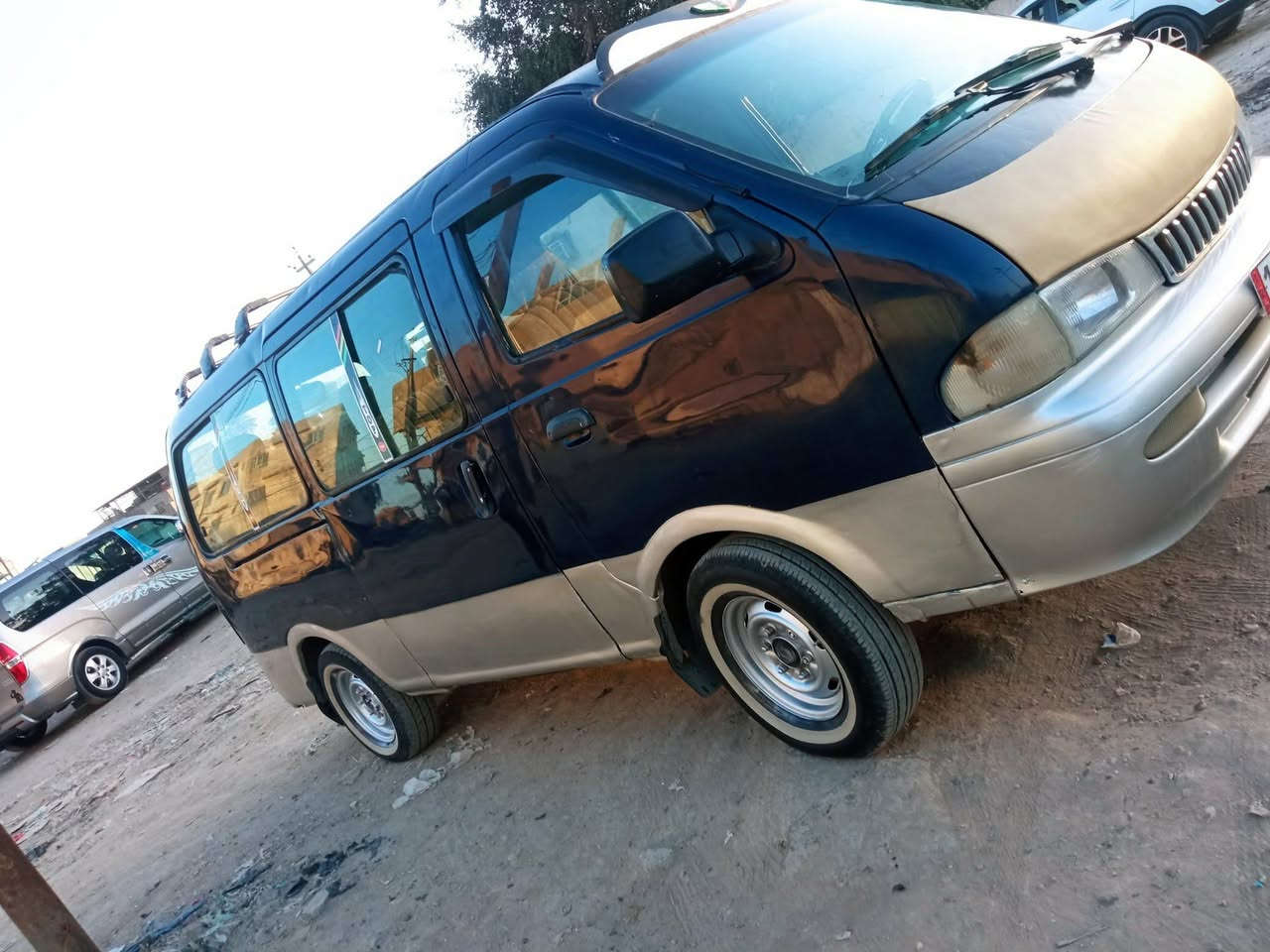 سلام عليكم كيه بريجو للبيع موديل ٩٨ مصفره هيه ومو رقم نكليزي بسامينه تعميره جديد السيارة جاهزه من كلشي السعر ٦٣ وبيها مجال المكان حلة ***********
