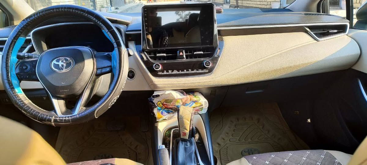 السلام عليكم
كورلا خليجي موديل 2020  للبيع رقم اربيل 
 شركة جيهان / بدون صبغ 

مواصفات الكورلا الفول 

بصمة ابواب وتشغيل وصندوق
حساسات امامي خلفي
مري شفط واشاير بالمري
كامره
شاشة
تحكم ستيرن
لايت زنون عالي وناصي
تبريد قطعتين
حجم المحرك 1800 GLi
ماشيه 130,000الف كيلو
الضرر الجاملغ الخلفي عكس السايق 
ورصعه بطرف البنيد
السعر: 170
للاستفسار:***********
