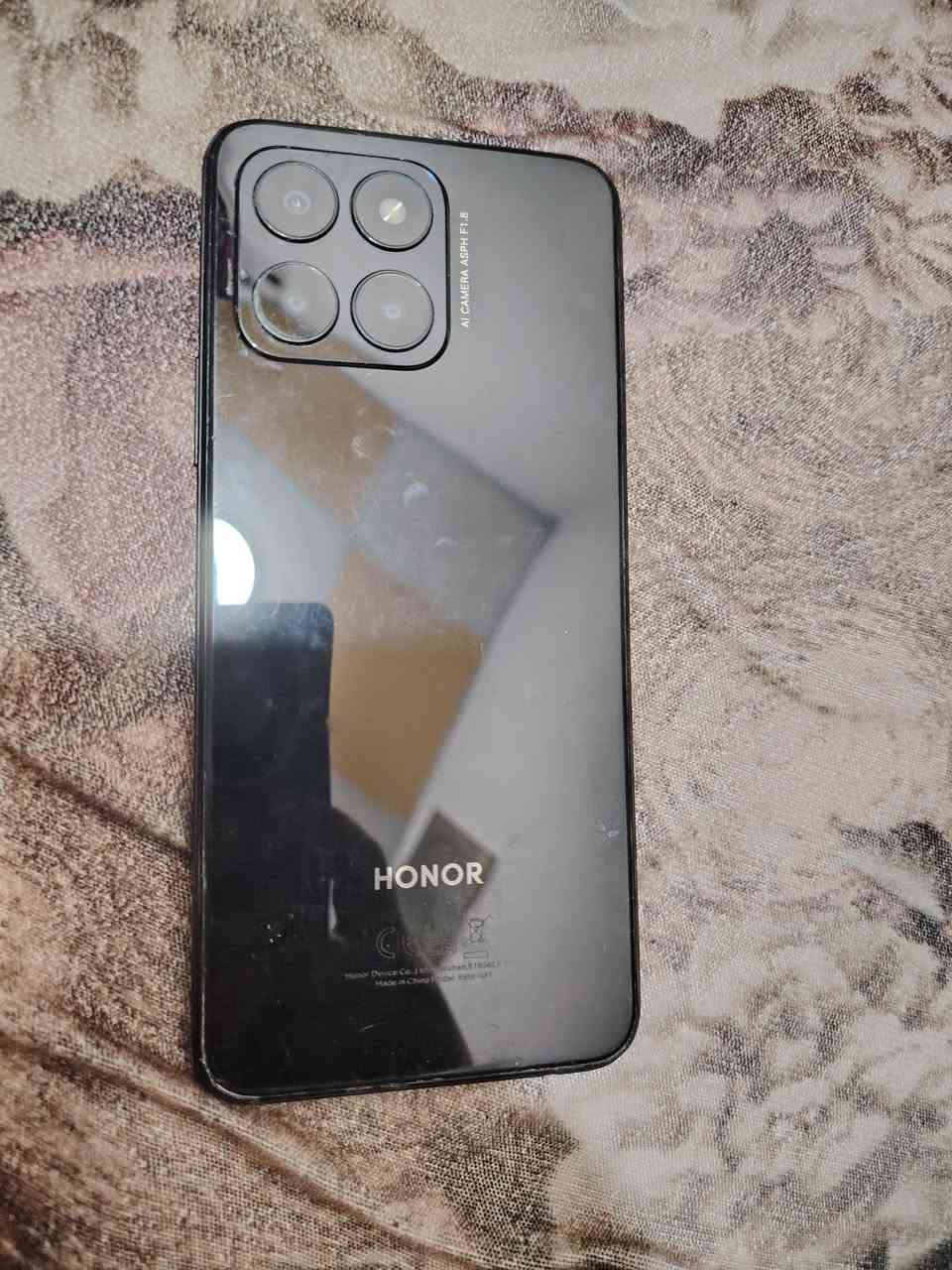 هونر 70 لايت ذاكره 128 جهاز نضيف وشرط اي خلل مابي جهاز مامفتوح شرط السعر 75  مكاني موصل الايمن ***********
