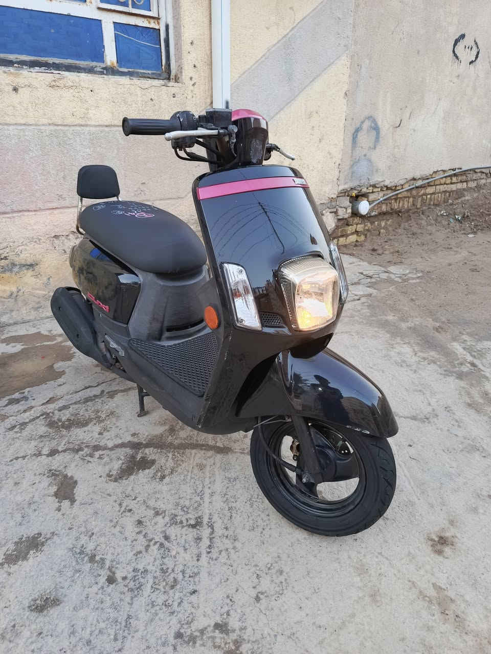 بوليسي مسطره 2012 كفاله عامه شرط حاويه مامستخدم ولامالت شارع مكفوله من كلشي وكله شغال دراجه جديده بمعنئ الكلمه سعره خاص *********** ناصريه مركز حي شهداء
