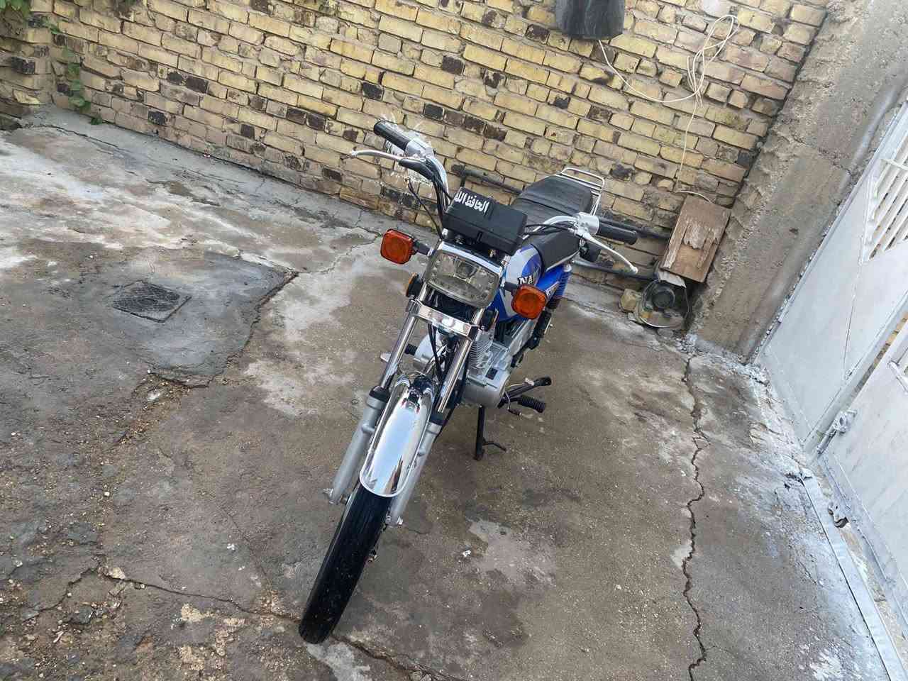 دراجه نامه متياز موديل 25 اوراق سكنر دراجه نضيفه وحلوه مكاني حله شارع80 ريدها 625 هذ رقمي***********
