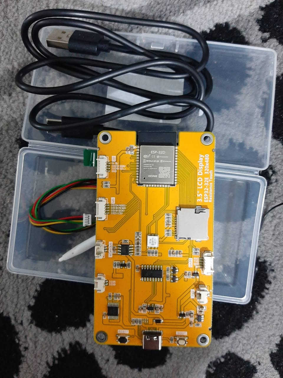 شاشة  cyd منفذ تايب سي فقط
قياس ٣.٥ 
esp32 D معالج
السعر ٣٥


**إذا كنت صاحب هذا الإعلان وتريد حذفه لأي سبب، رجاءا أرسل رسالة إلى الدعم الفني**