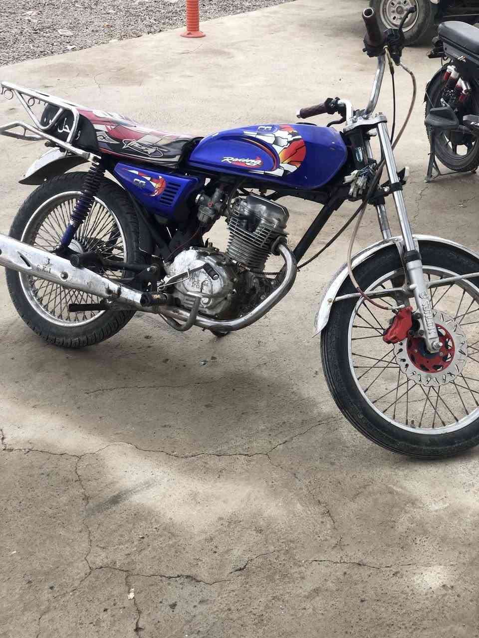 للبيع دراجه نامه موديل 17شلعه فول مكان ديالى شهربان متواجد فيس وهذه رقمي بي وتساب *********** لمو شراي لا تراسل
