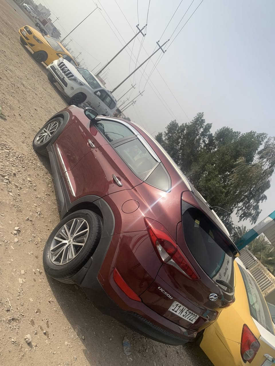 سلام عليكم توسان 16 بيهة بس بنيد مو كله سياره فول ما عده بصمه ول فتحه رقم بغداد تحويل ثاني يوم سياره جديده حيل احله من صورمكان سياره واسط العزيزية متواجد بس واتساب ***********
