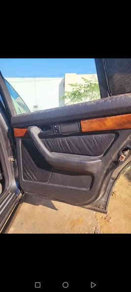 سلام عليكم للبيع بي ام دبليو مديل ٩١ ميكنه مسكر عدله بيه بس جاملق خلف والباقي خير من الله مكان بغداد جسر ديالى سعر ٤٧بيه مجال للشراي ***********
