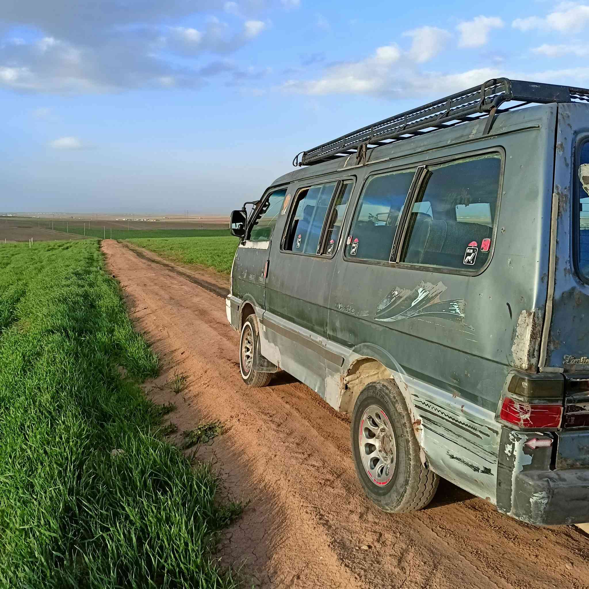 السلام عليكم كيه مكينه وكير شرط ولباقي كدام العين سنوي صاقطه السعر 20وبيها مجال التصال فقط الرقم***********
