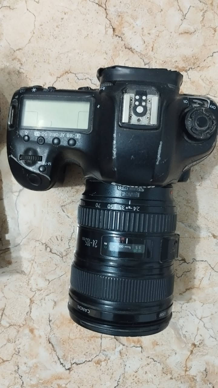 كامرات للبيع 750d نيكون
كانون 5d بيه نفص زر التشغيل

نيكون 610d بيه عطل عدسه و الفوتو غراف بس فيديو

ابيعهم شلع ***********
