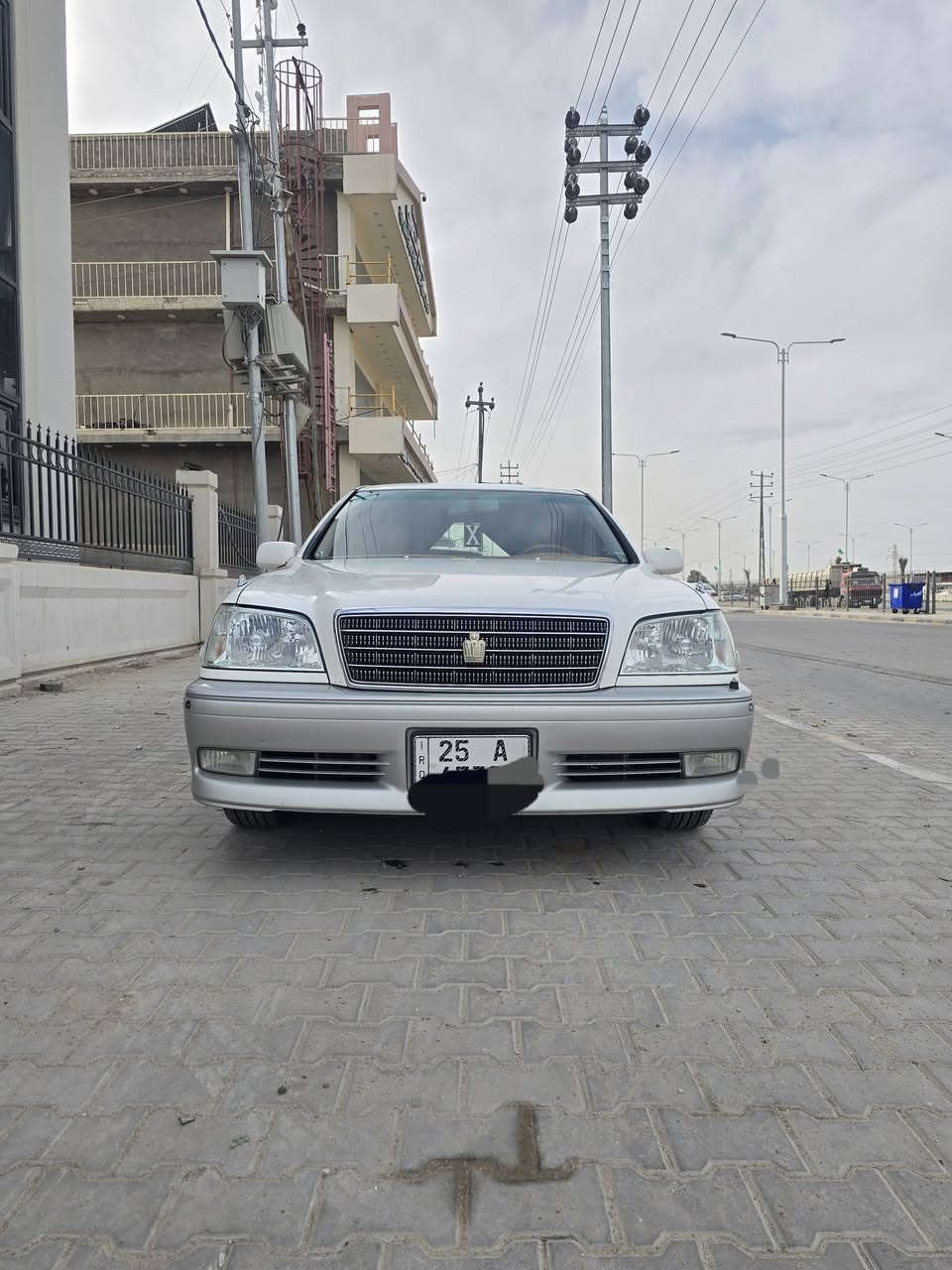 ملكه 2003 للبيع
فول عده الفتحه
4 دكم السياره كفاله حته من الصبغ رقم انكليزي كركوك بسمي سنويه لل ٣٠ 
 السعر 160ورقه  عنواني نجف للاستفسار الاتصال على ***********
