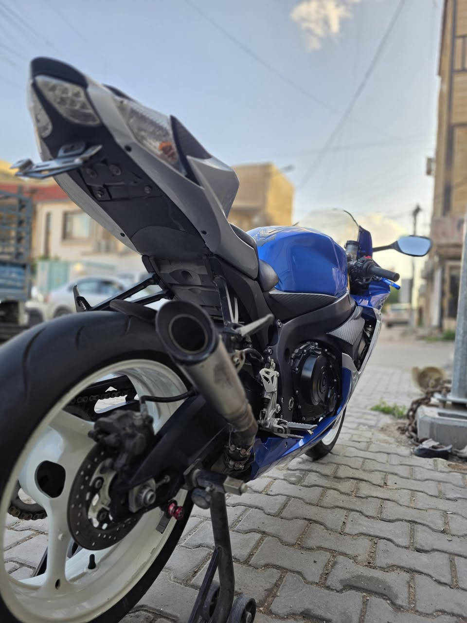 GXSR 750CC
دراجه مال مزاد تفاصيل الدراجه كامله بمقطع فديو بصفحه منزله 
او راسلني واتساب ادزلك تفاصيل كامله 
***********
الملك لدراجات اليابانيه
