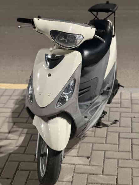 ماكس قجمه مامفتوحه كلها بلادي كفرات مصبوغات كشي شغال بيها 900 وبيها مجال حك الجيه
مكاني البصره الموفقيه
التواصل فقط ***********
