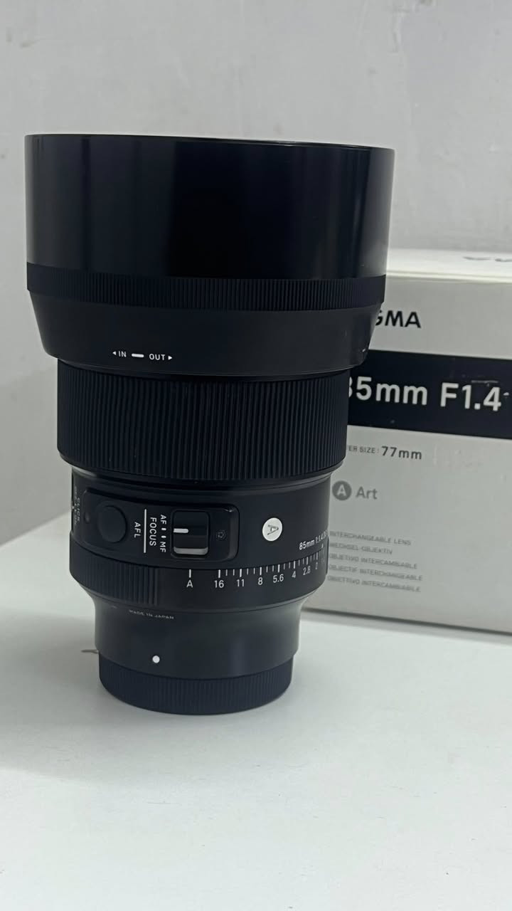 السلام عليكم عدسة 85mm f 1.4 سيگما
للبيع سعـرها مـليـون ، 
مكانـي نـجـف توصيـل ماعنـدي ..


**إذا كنت صاحب هذا الإعلان وتريد حذفه لأي سبب، رجاءا أرسل رسالة إلى الدعم الفني**