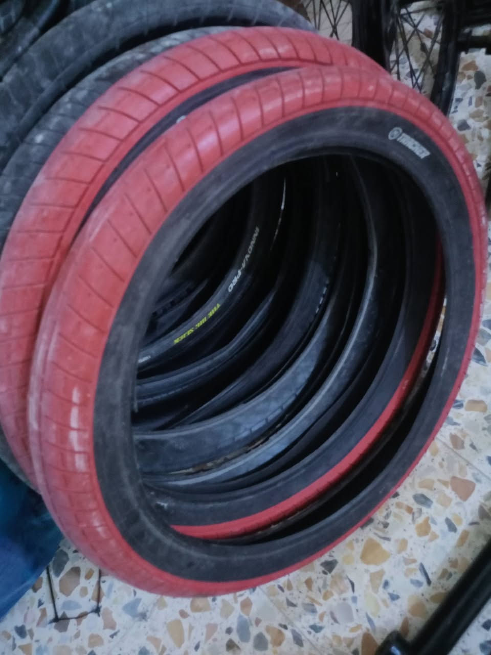 اغراض للبيع كلهن انضاف واصلي توصيل جميع المحافضات✅
جسد فلاي مصبوغ اسود ب50
تايرات حمر جدد ب50
تايرات الاينوفا جدد 75
تايرات سالت جدد 75
تايرات كولت فانز 50
ذراعات(عكوس) هارو كاملات مجمع وقرص سالت حديثات 100
سرج ساندي بعده بالجيس 45
ستيرنات ثنين فت بايك حجم 10 عاليات الواحد 50 
رگبه فلاي تربل 30
زوج وياله فت بايك ب150 
ماشه وذبيبل لون رصاصي متغير ب50
ماشه فت بايك نيكل 75
كفات ايكلات تك منهن بي رخاوه قليله مايأثر سعرهن 25
كفات كولت 50
اي شغله تريدها اخذلها سكرين وراسلني خاص


**إذا كنت صاحب هذا الإعلان وتريد حذفه لأي سبب، رجاءا أرسل رسالة إلى الدعم الفني**