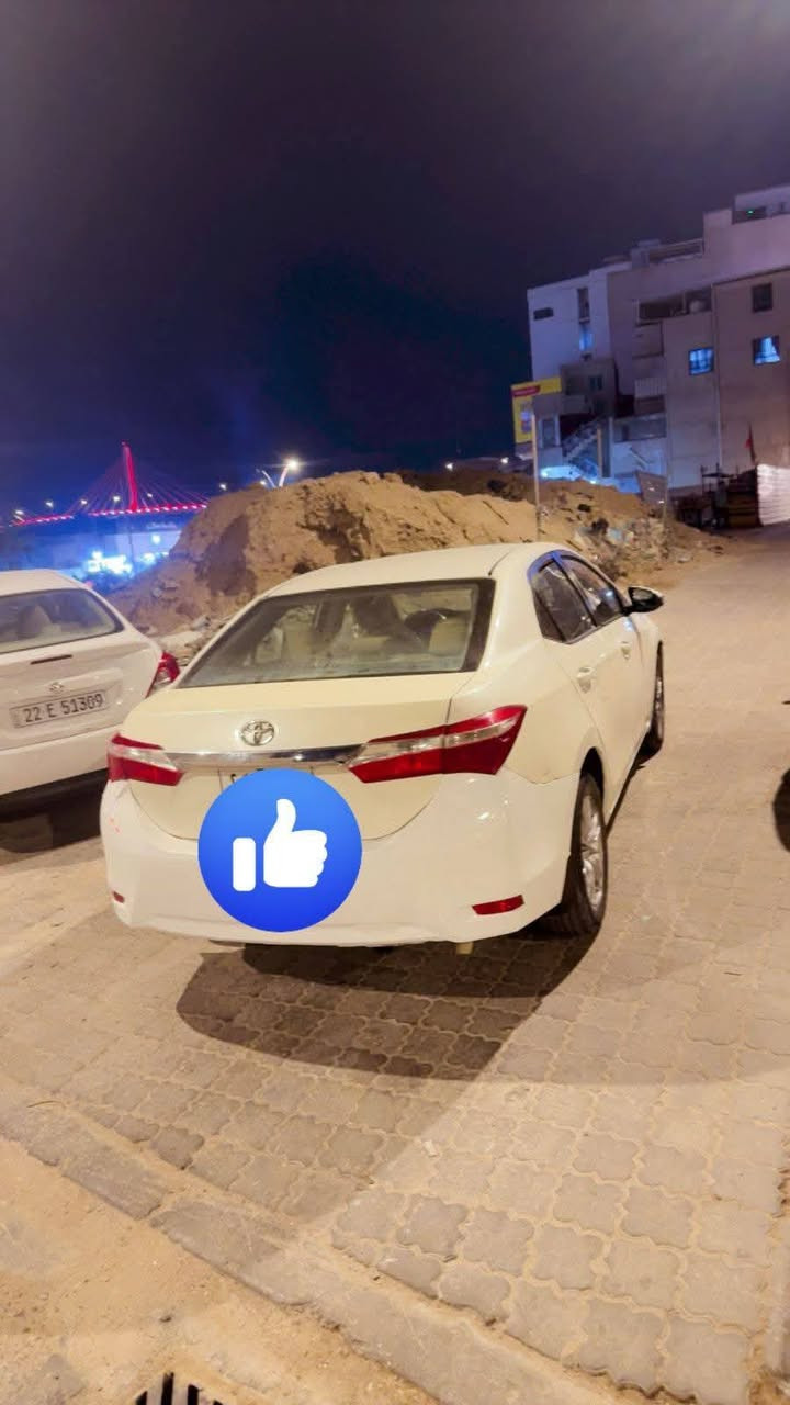 السلام وعليكم شباب شونكم كولاه دخول جديد مديل 2017 جديده حيل رقم وسنويه وكاله السياره فول الموصفات شرط السبير منازل شاشه وكامره حساسات وراددرات وترحيب ونضام ايكو  دواخل بل جيس  تخم. تاير جديد. عمي السياره متصرف عليه ربع عنوان البصره وهذا رقمي خابر وتدلل ***********

