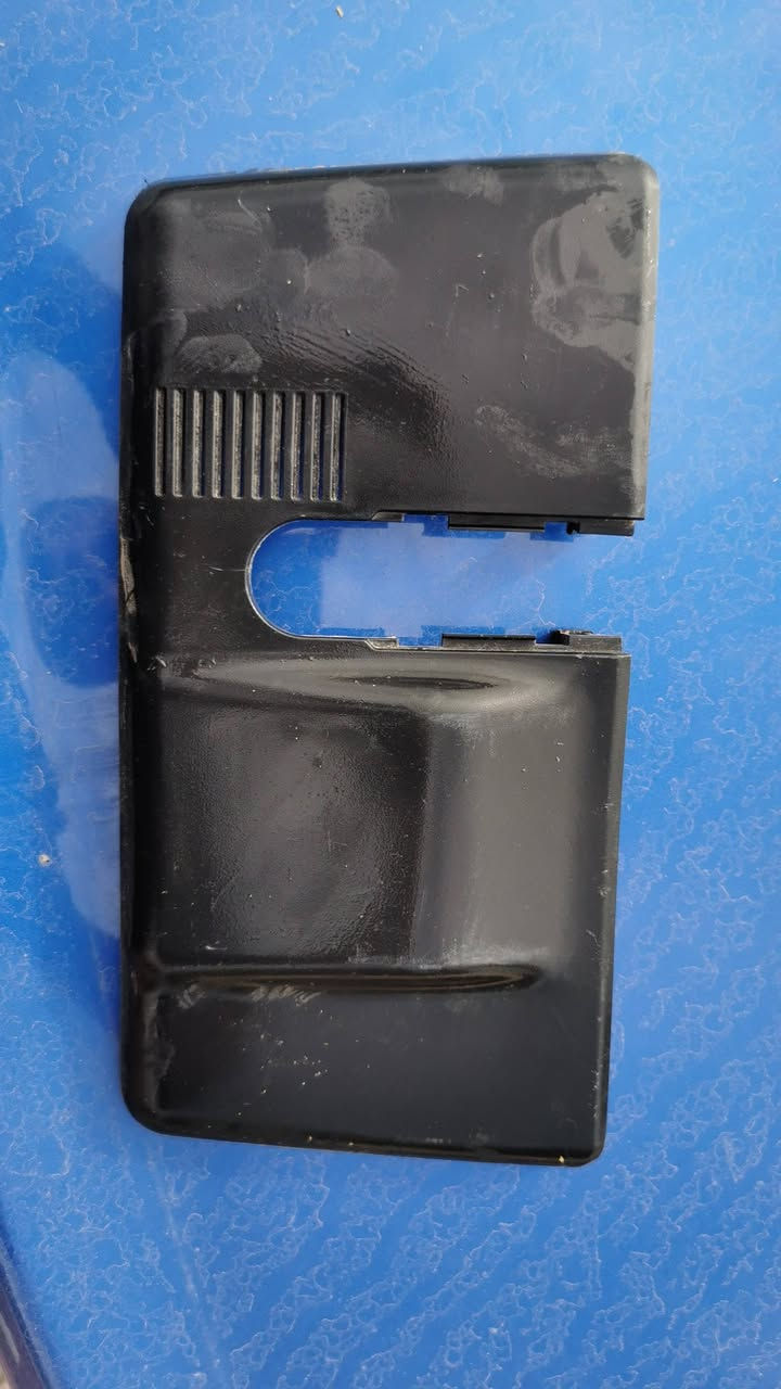 تفصيخ كي فور . مسطره كامله. رادار جامه .نرمايد صندوق + بونيد / ضفيره باب كامله
ضفيره رادار خلفي
مبخره بانزين + عبوه فيتمب اصلي + خزان بانزين 
حداده امامي خلفي 
بطاين صندوق وويل 
غرفه كامله كفرات تكم ودشبول فرس كامل
الاسعار مناسبه
***********
