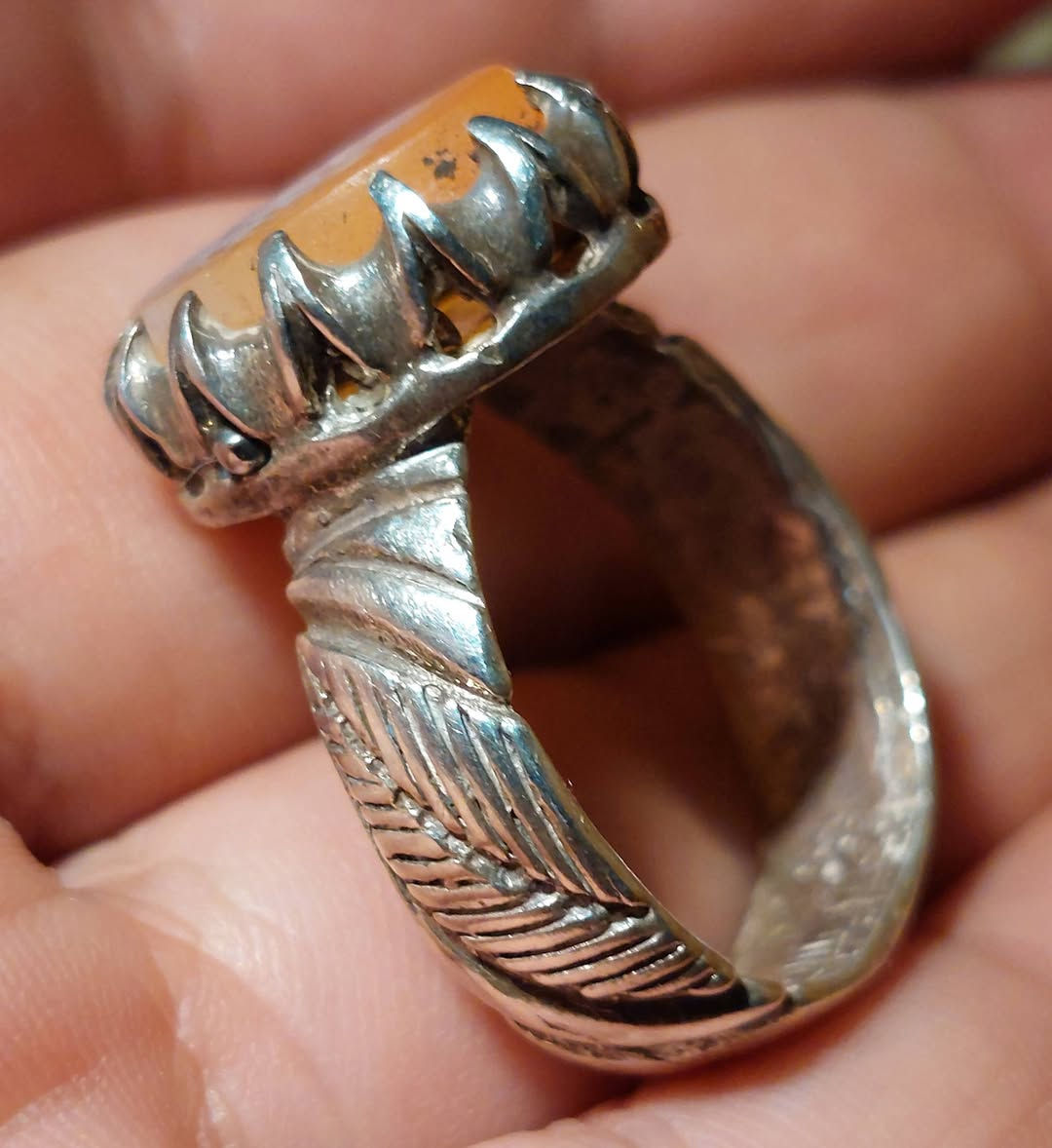 خاتم عقيق يماني قديييم مؤرخ منقوش يا الله المحمود صياغة يدوية بغداد ***********
