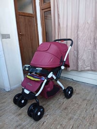 سرير أطفال • قابل للطي • تخزين تحته