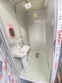 تواليت سندويج بنل قياس متر ×متر ونص  ارضيه ايبوكس  السعر 575 الف  العن...