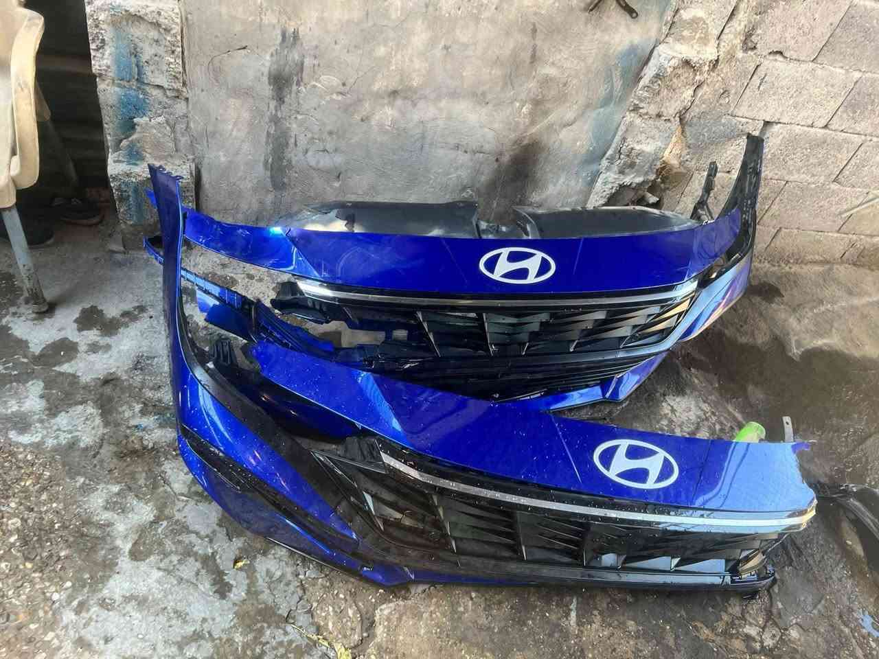 السلام عليكم أغراض اصلي أمريكي الي يحتاج شي يتصل ويدلل   ***********📞📞
قواعد رقم النترا جدد عدد اربعه وقواعد رقم K4  عدد ٣.  ارضيات النترا مخمل اصلي جديد عدد ثنين سبير وعده جديد زيرو بعده كامل مامشتغل دعاميات عدد اربعه وحاضن ماسحات النترا لحيه النترا شباك اسفل
