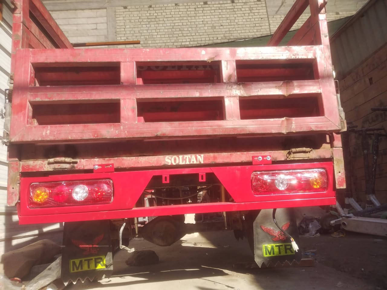 السلام عليكم ستوتة سلطانة النضافة موضحة بلصور بدي جبير مال حمل + مكينة  ٢٠٠كفالة لاتنقيص ولا تبخير اوراق تالفة راعيهة موجود يتكفل حلال وحرام مكاتبة ومنفيست فقط ب١٢٥٠ وبيهة مجال للشراي بغداد الدورة مقابل ابو طيارة السكني *********** ***********
