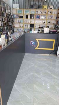 اكسسوارات موبايل • ٤ فاترينات • كربلاء