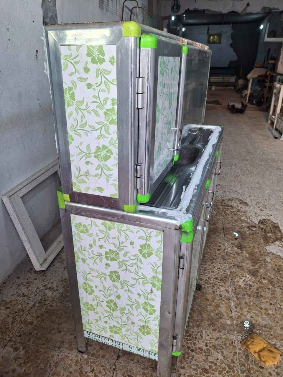 كونتر سنك قياس متر ونص 

كوفه حي ميسان ***********
